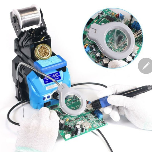 Close-up of control panel and temperature readout on Siron 989